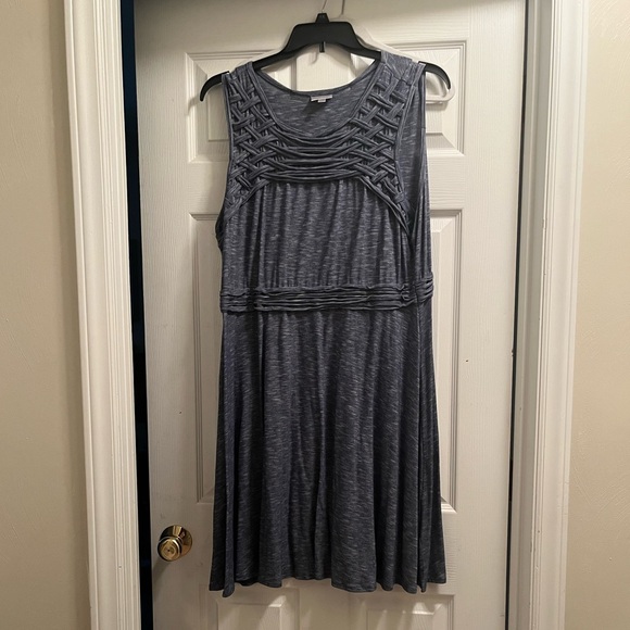 Avenue Blue Textured Sleeveless Dress - Picture 1 of 4